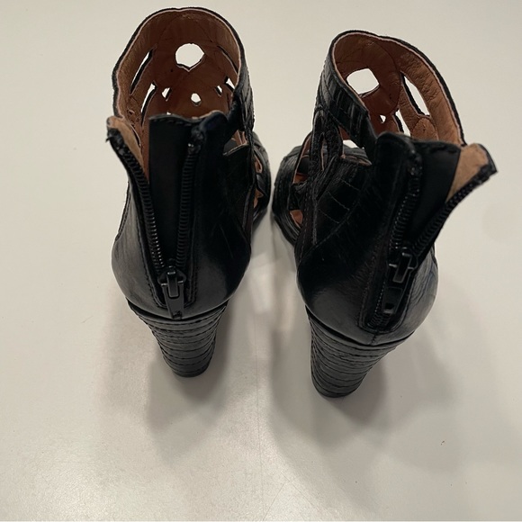 Miz Mooz Tamara Wedge Pump - Picture 6 of 7